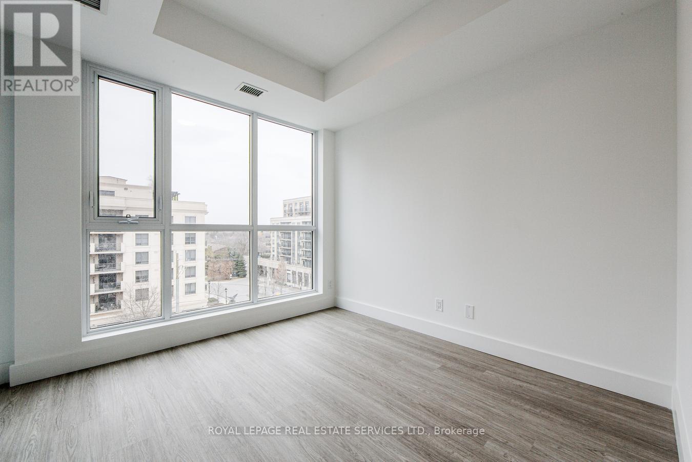 












625 - 625 SHEPPARD AVENUE E

,
Toronto,




Ontario
M2K1B5

