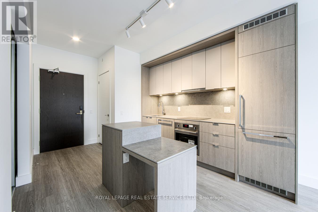 












625 - 625 SHEPPARD AVENUE E

,
Toronto,




Ontario
M2K1B5

