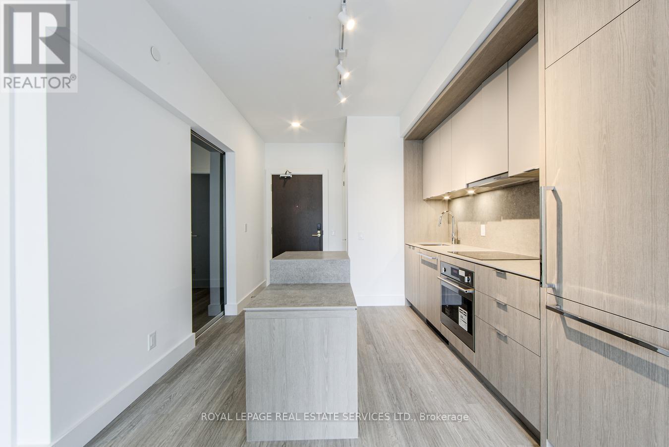 












625 - 625 SHEPPARD AVENUE E

,
Toronto,




Ontario
M2K1B5

