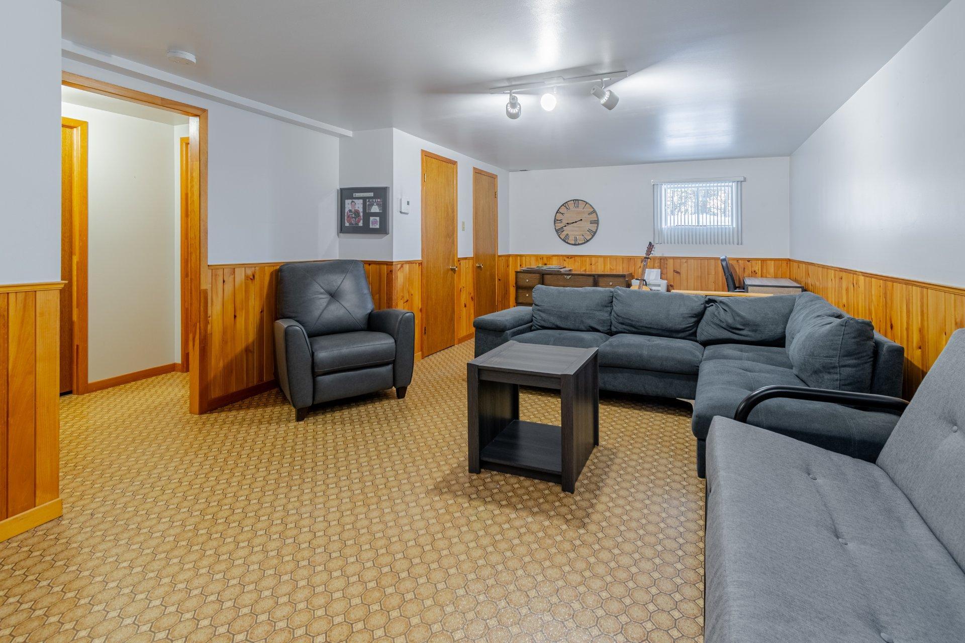 









1


Rue des Bouleaux

,
Saint-Anselme,




QC
G0R2N0


