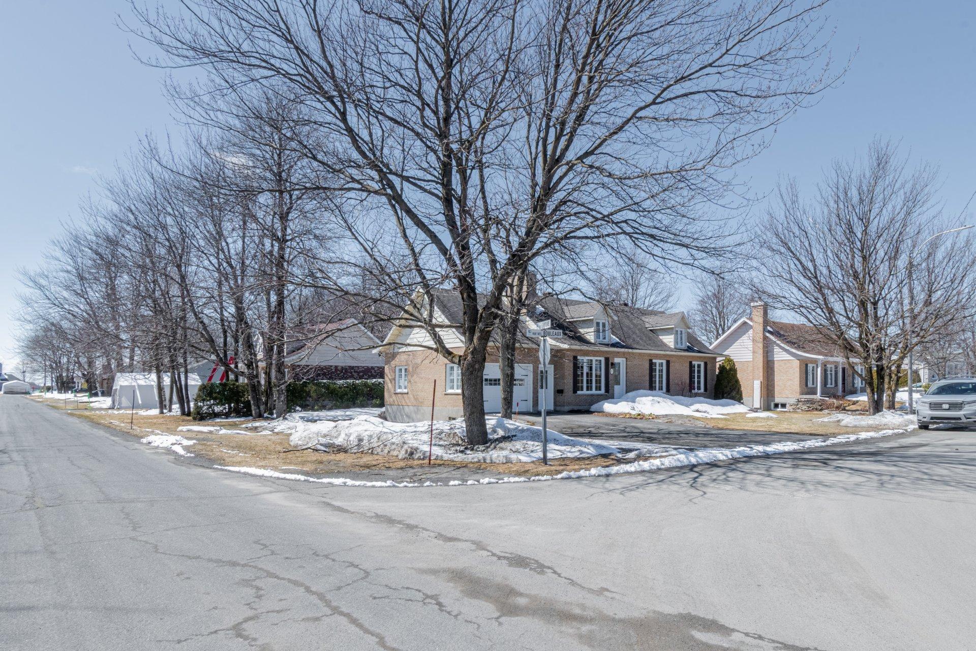 









1


Rue des Bouleaux

,
Saint-Anselme,




QC
G0R2N0

