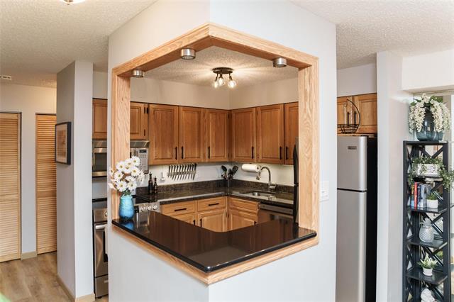 









1044


Bairdmore

BLVD, 1107,
Winnipeg,




MB
R3T 5J7

