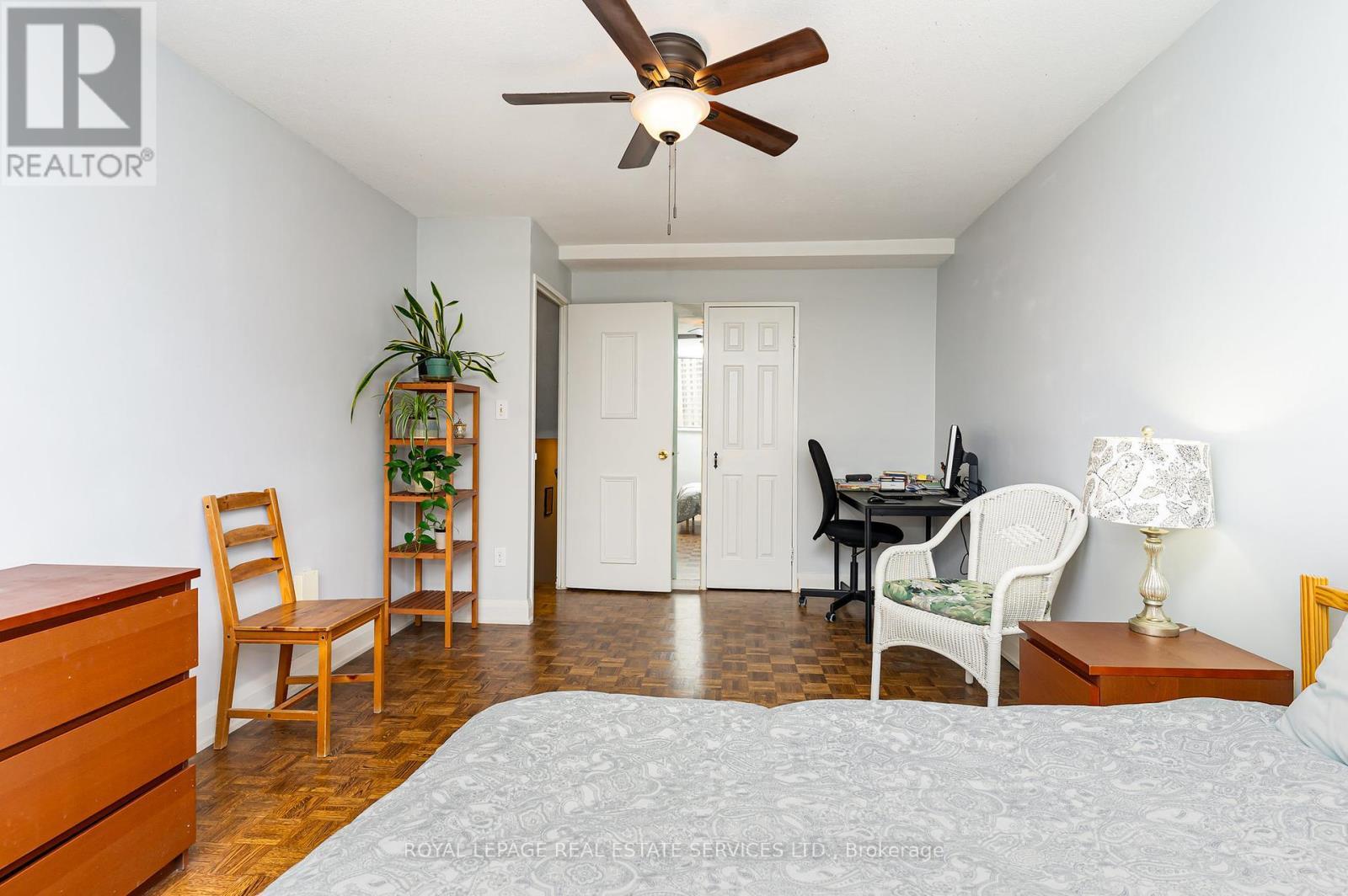 












711 - 11 WINCOTT DRIVE

,
Toronto,




Ontario
M9R2R9


