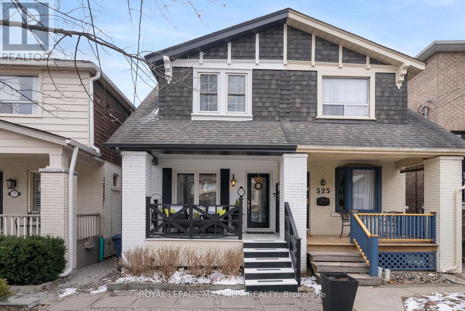 












527 MERTON STREET

,
Toronto,




Ontario
M4S1B4

