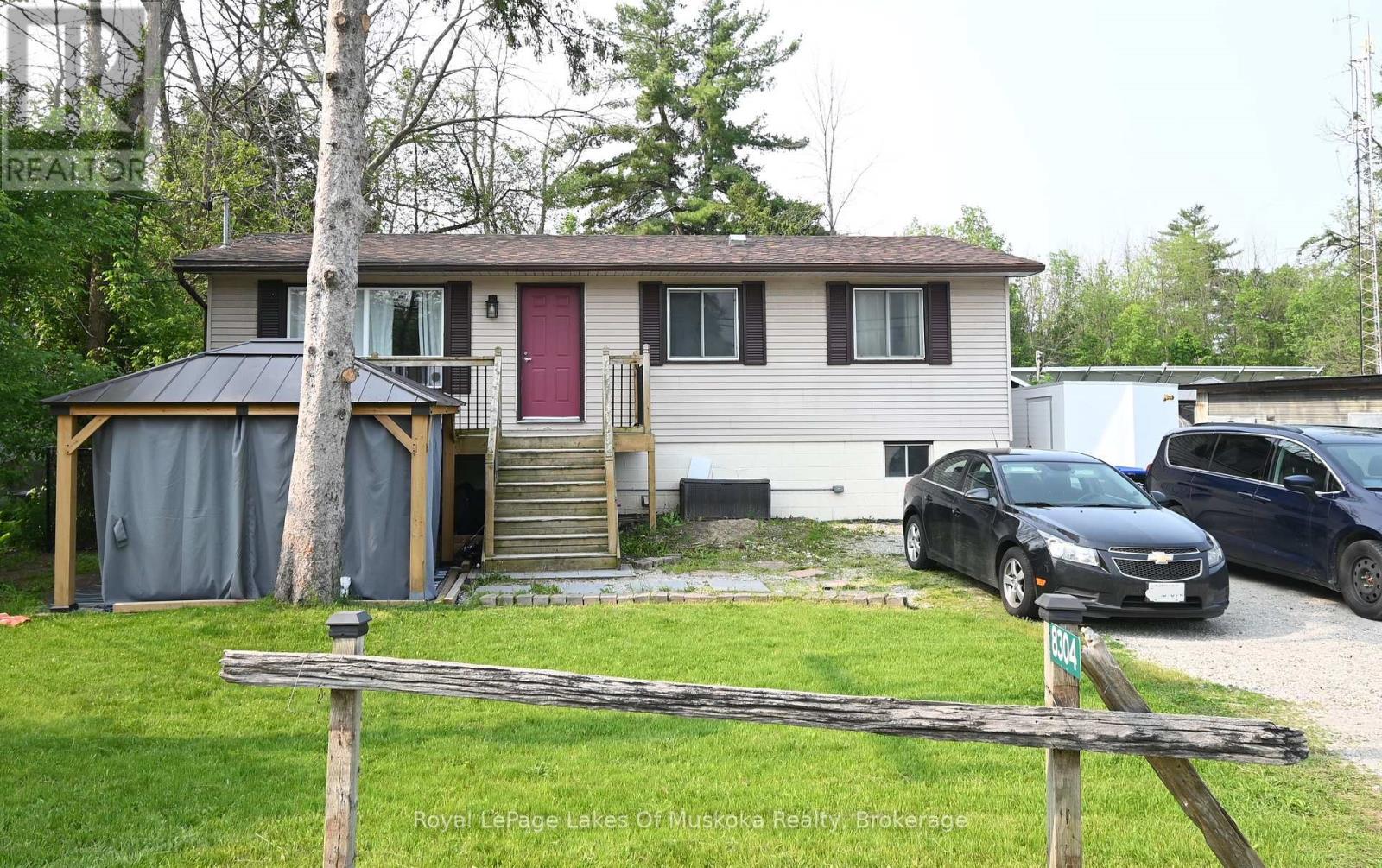 












8304 COUNTY RD. 169 ROAD

,
Severn (Washago),




Ontario
L0K2B0

