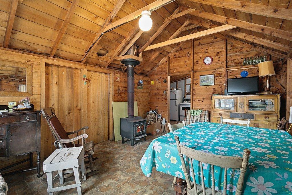 









14


Av. Fernbank

,
Bristol,




QC
J0X1G0

