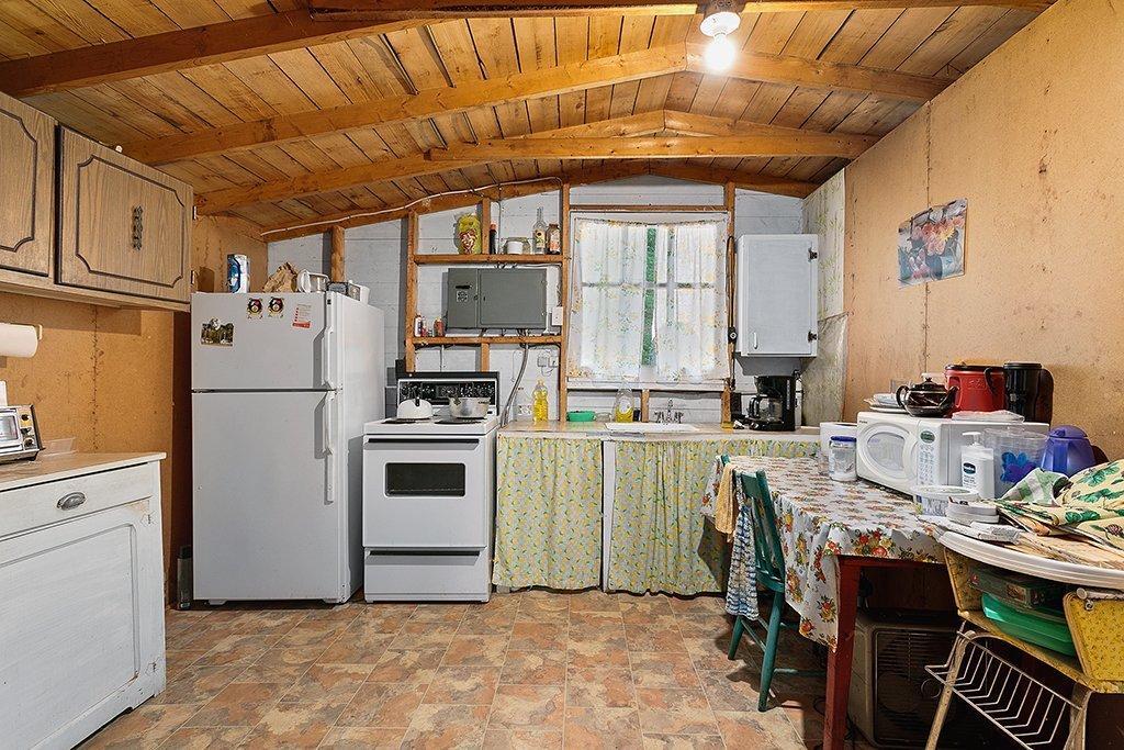 









14


Av. Fernbank

,
Bristol,




QC
J0X1G0


