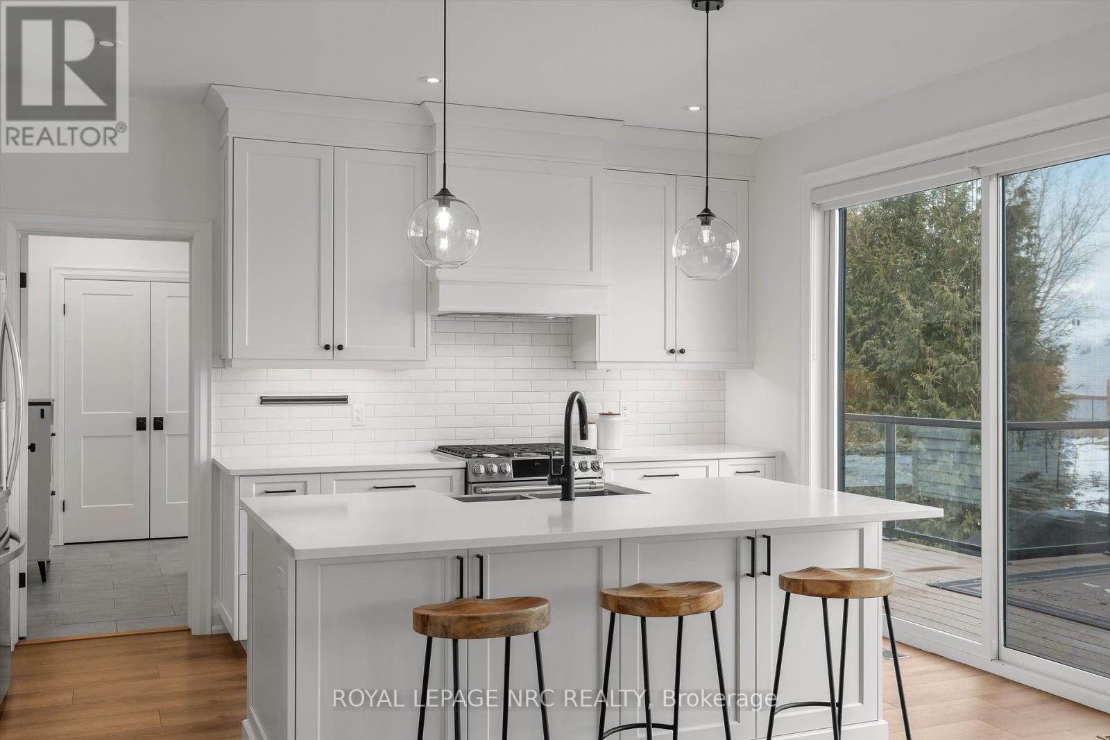 












1531 CONCESSION 4 ROAD

,
Niagara-on-the-Lake (Virgil),




Ontario
L0S1T0

