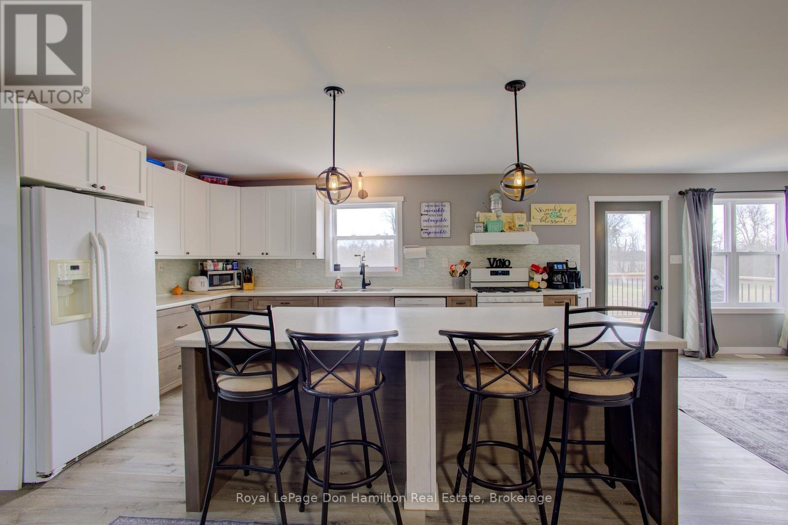 












336 TURNBERRY STREET

,
North Huron (Wingham),




Ontario
N0G2W0

