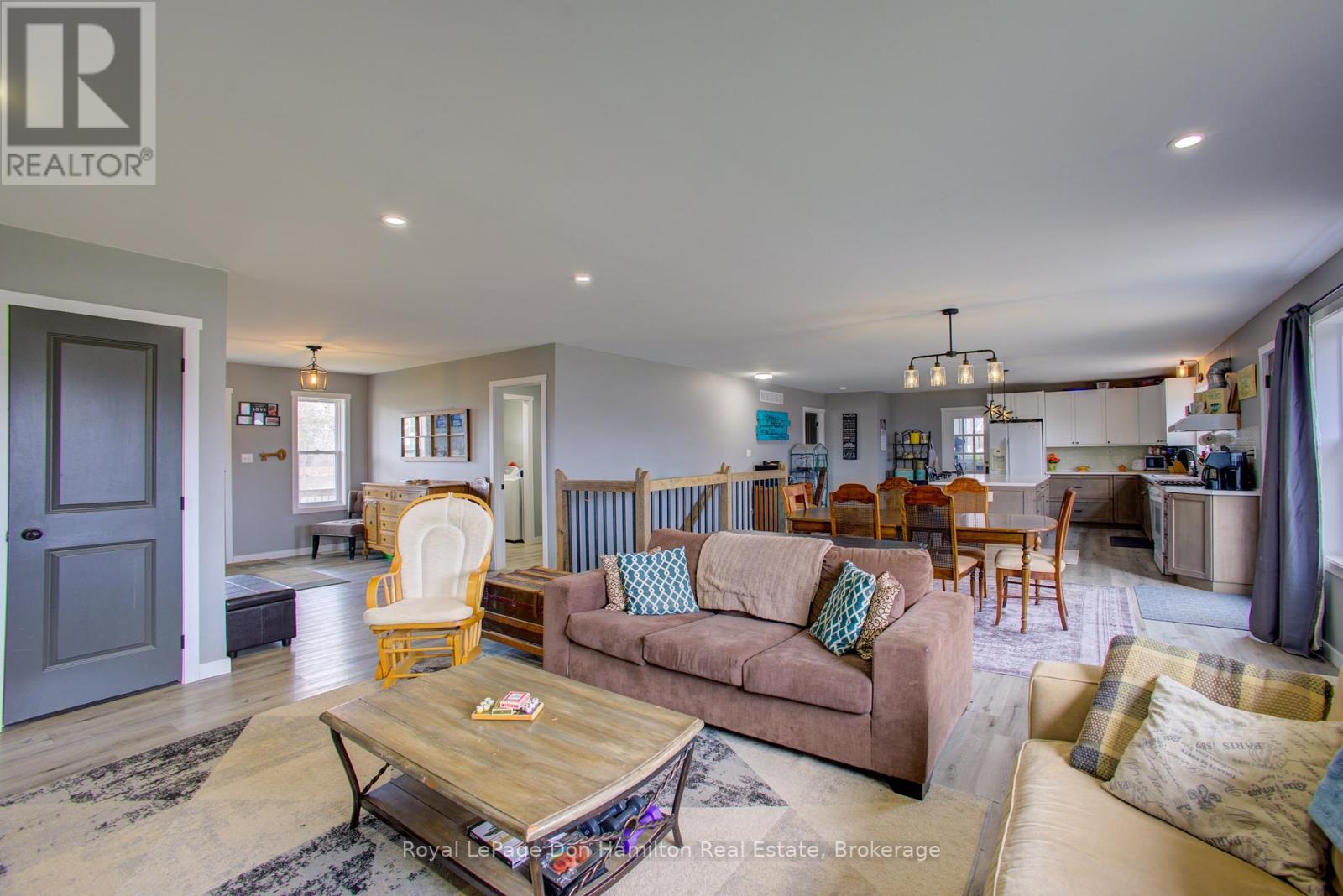 












336 TURNBERRY STREET

,
North Huron (Wingham),




Ontario
N0G2W0

