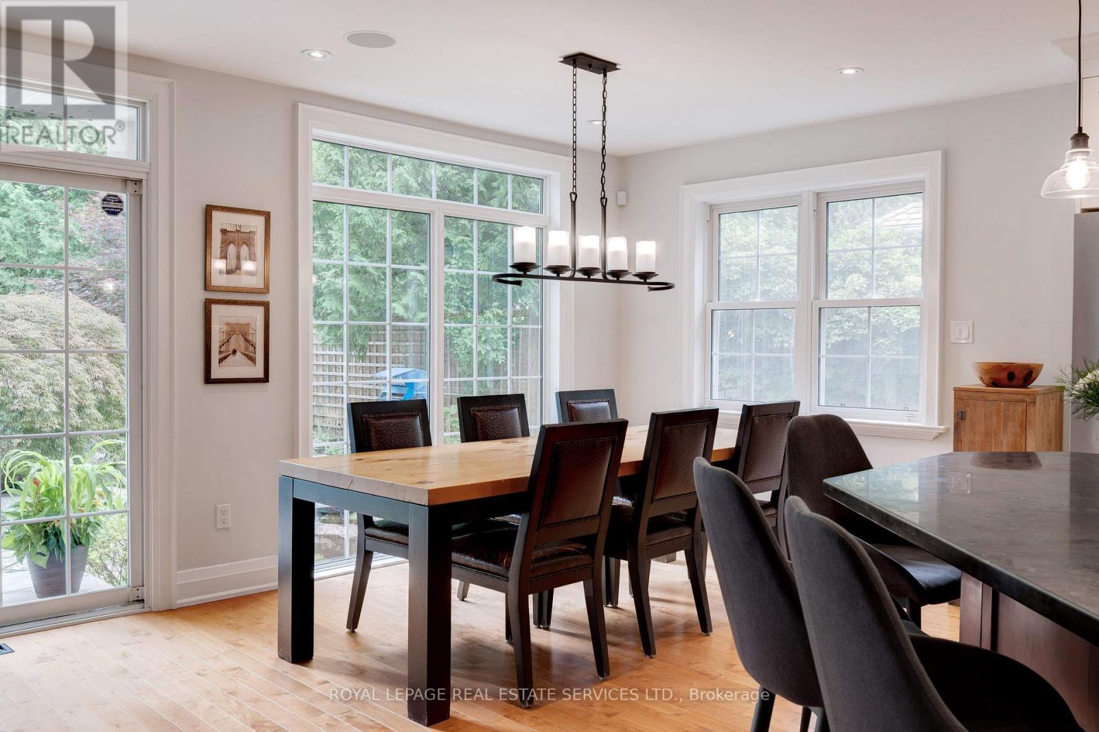 












938 MEADOW WOOD ROAD

,
Mississauga,




Ontario
L5J2S6

