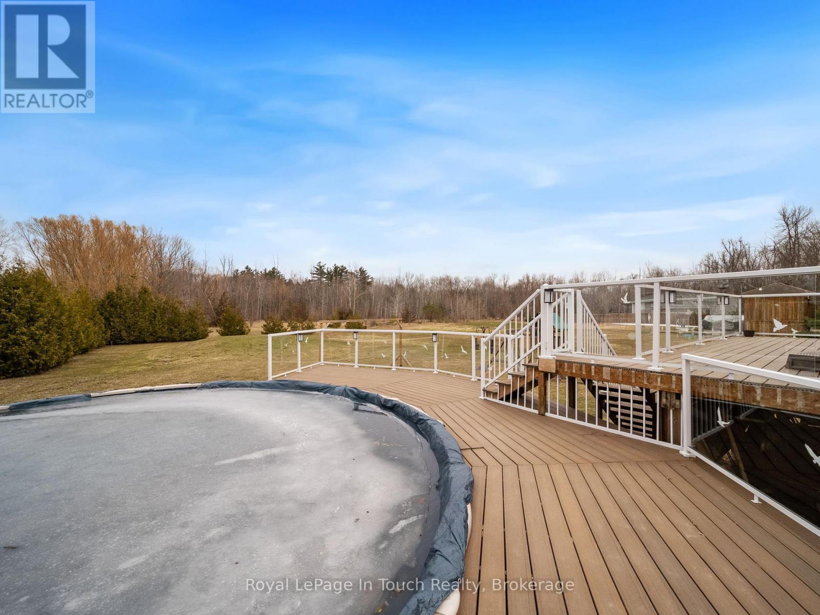 












29 DUFFY DRIVE

,
Tay,




Ontario
L0K2C0

