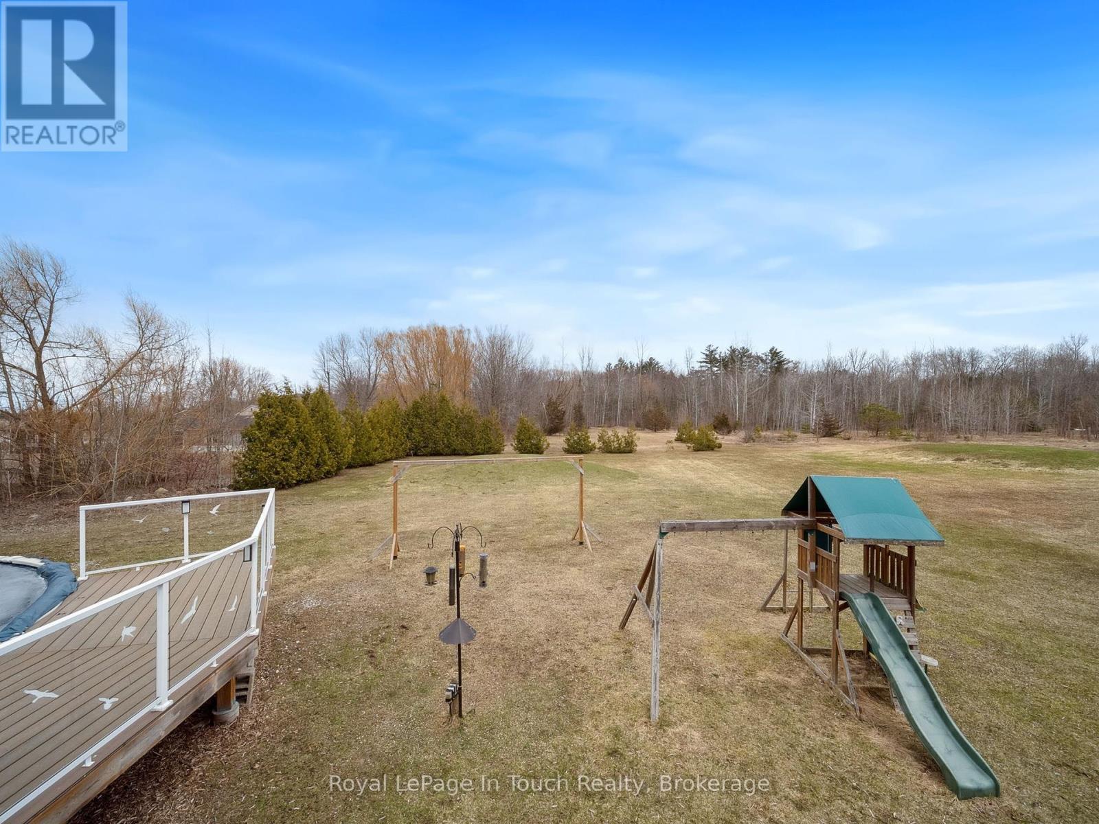 












29 DUFFY DRIVE

,
Tay,




Ontario
L0K2C0

