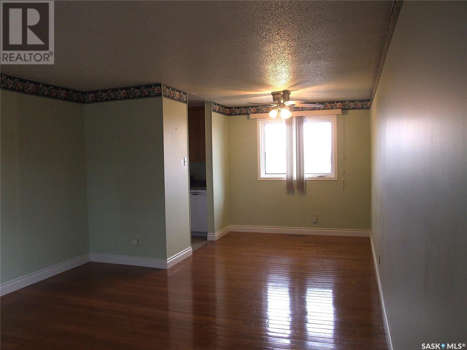 












424 Pacific DRIVE

,
Burstall,




Saskatchewan
S0N0H0


