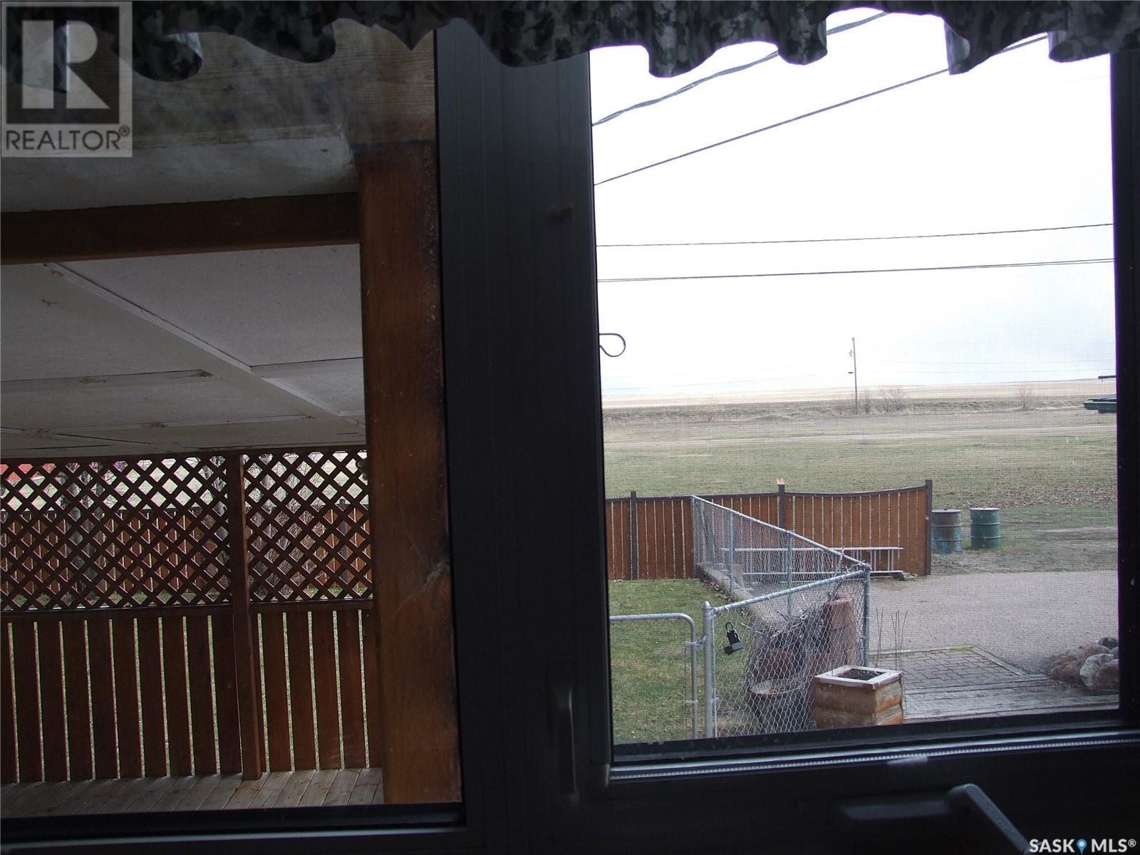 












424 Pacific DRIVE

,
Burstall,




Saskatchewan
S0N0H0

