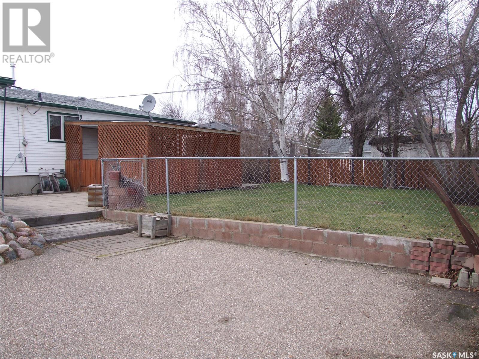 












424 Pacific DRIVE

,
Burstall,




Saskatchewan
S0N0H0


