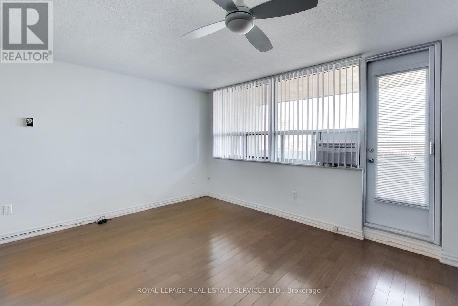 












1412 - 40 HOMEWOOD AVENUE

,
Toronto,




Ontario
M4Y2K2

