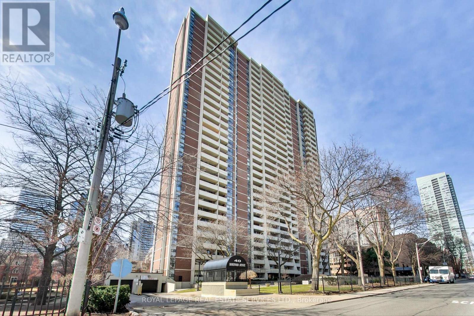 












1412 - 40 HOMEWOOD AVENUE

,
Toronto,




Ontario
M4Y2K2

