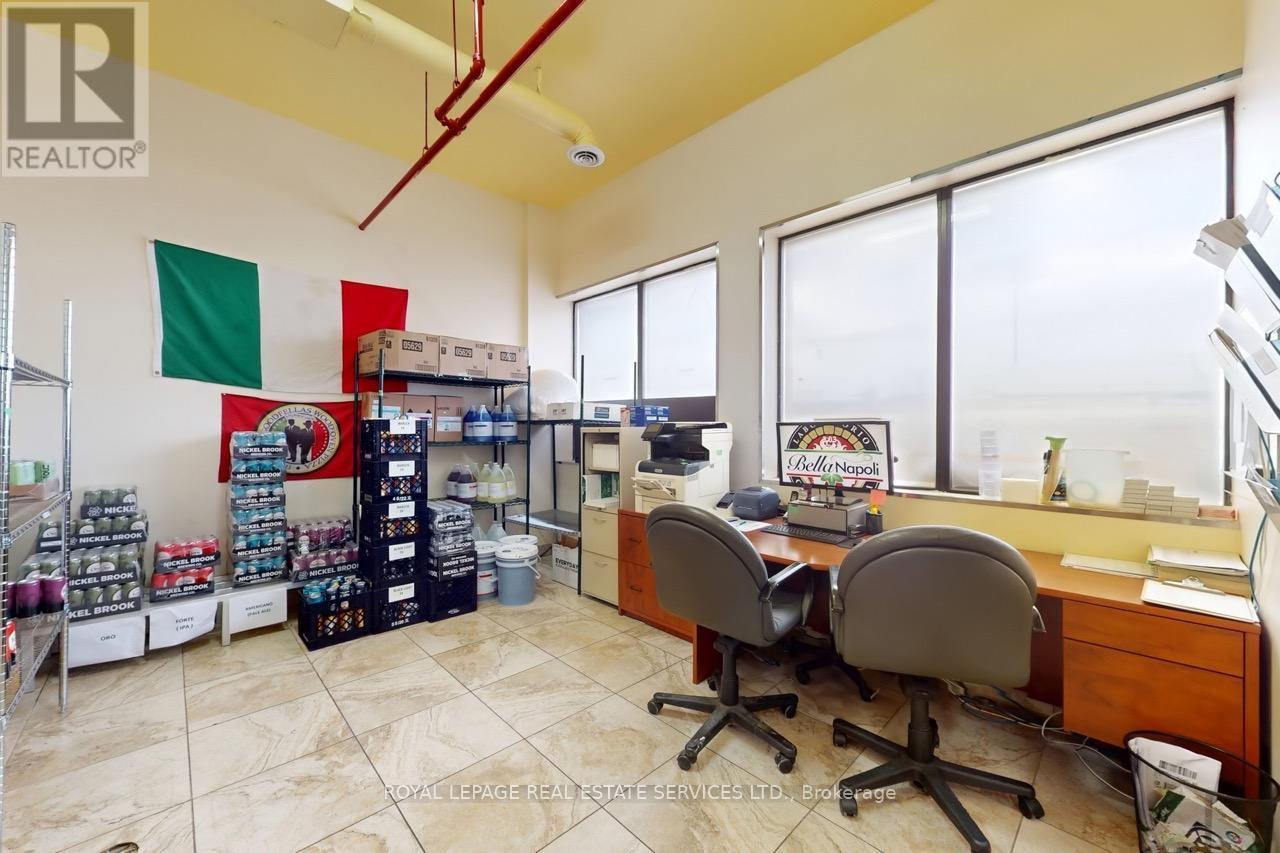 












557 DIXON ROAD

,
Toronto,




Ontario
M9W1A8

