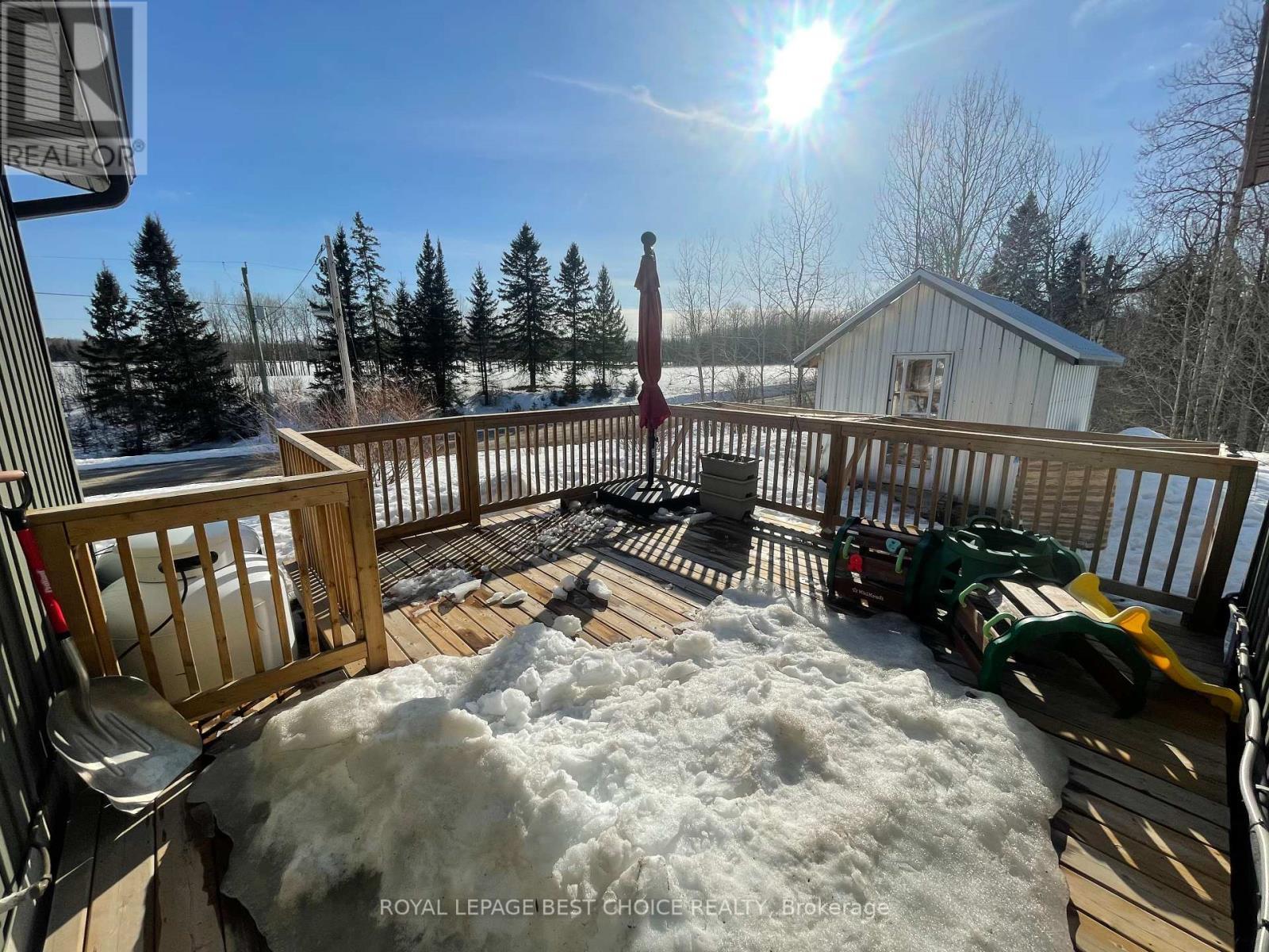 












468505 5 ROAD

,
Chamberlain,




Ontario
P0J1H0

