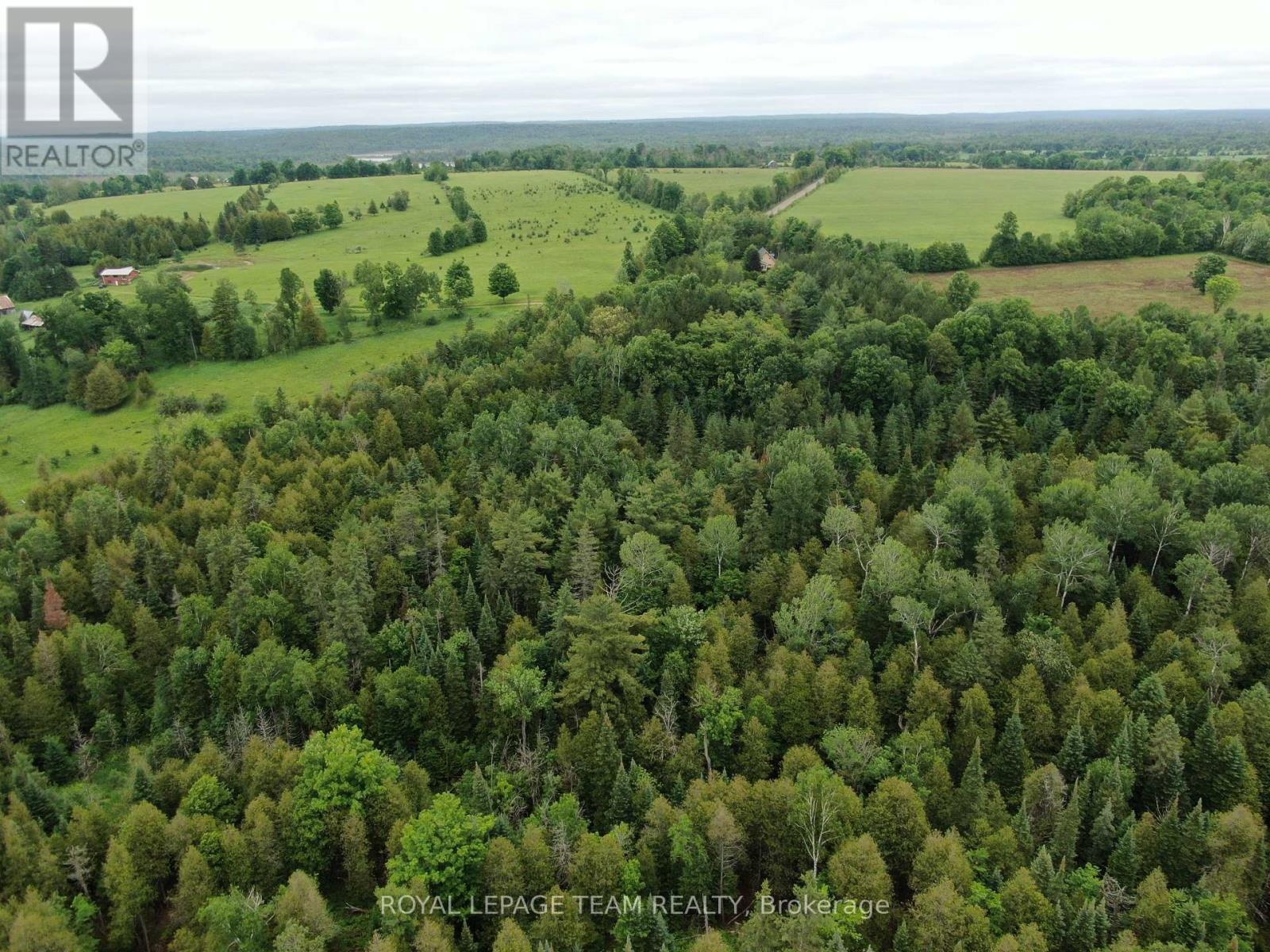 












00 PUCKER STREET

,
Greater Madawaska,







Ontario
K0J1H0

