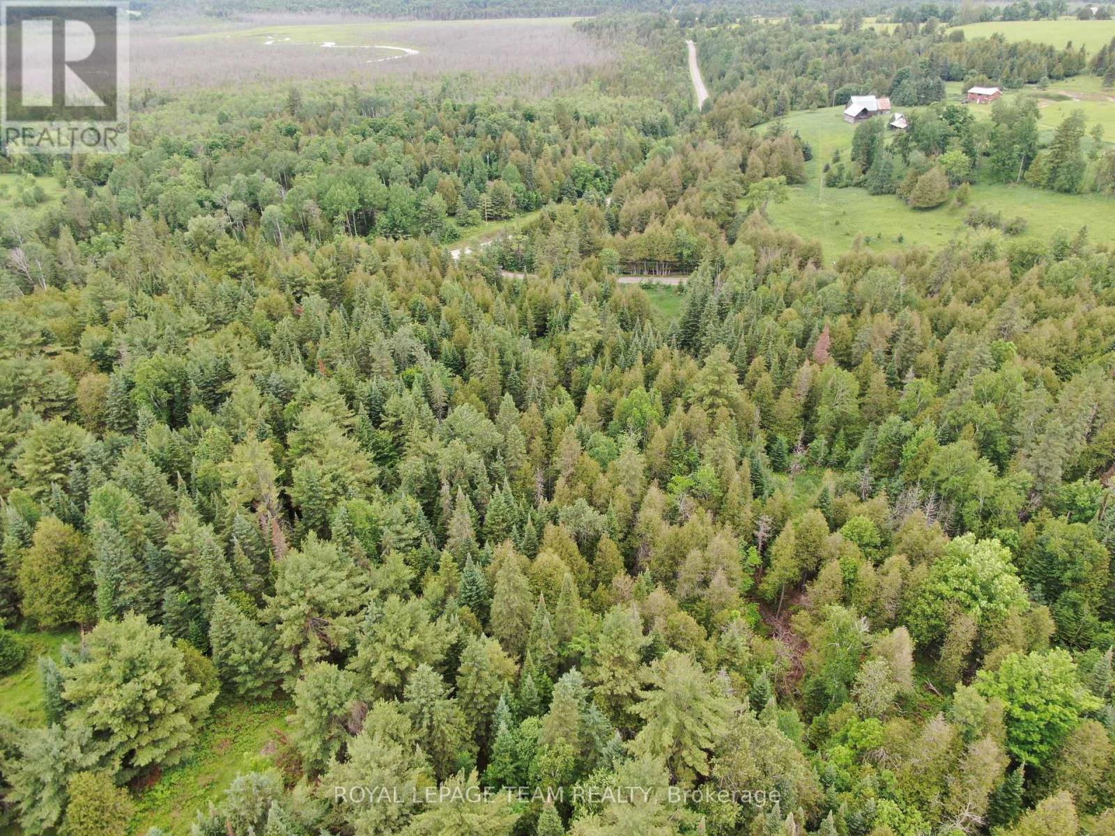 












00 PUCKER STREET

,
Greater Madawaska,







Ontario
K0J1H0

