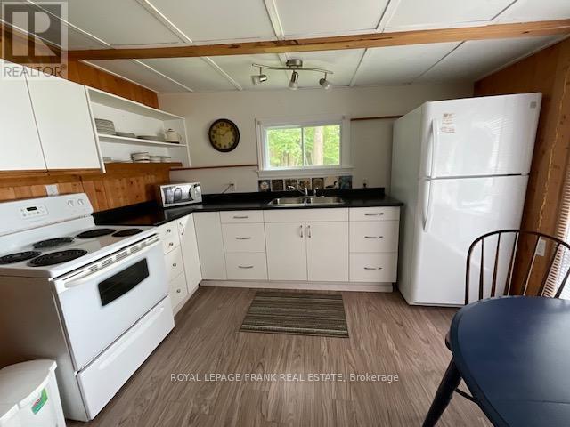 












16 CALINE ROAD

,
Curve Lake First Nation 35 (Curve Lake First Nation),




Ontario
K0L2H0

