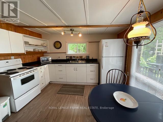 












16 CALINE ROAD

,
Curve Lake First Nation 35 (Curve Lake First Nation),




Ontario
K0L2H0

