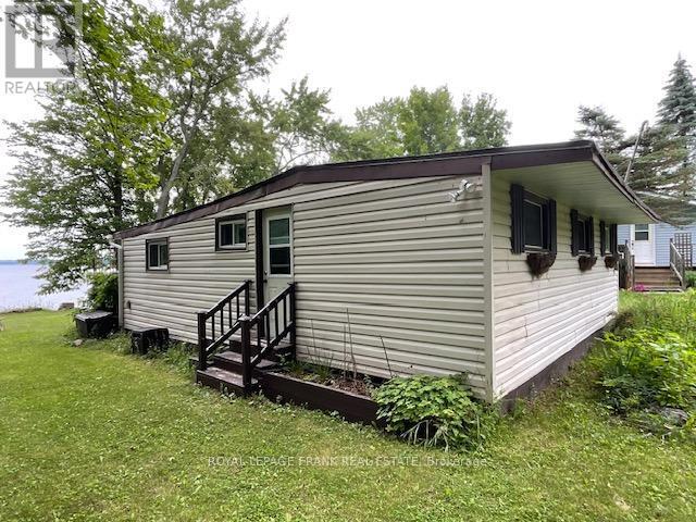 












16 CALINE ROAD

,
Curve Lake First Nation 35 (Curve Lake First Nation),




Ontario
K0L2H0

