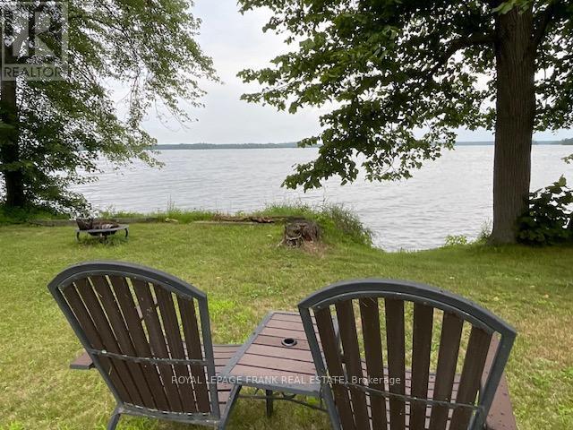 












16 CALINE ROAD

,
Curve Lake First Nation 35 (Curve Lake First Nation),




Ontario
K0L2H0

