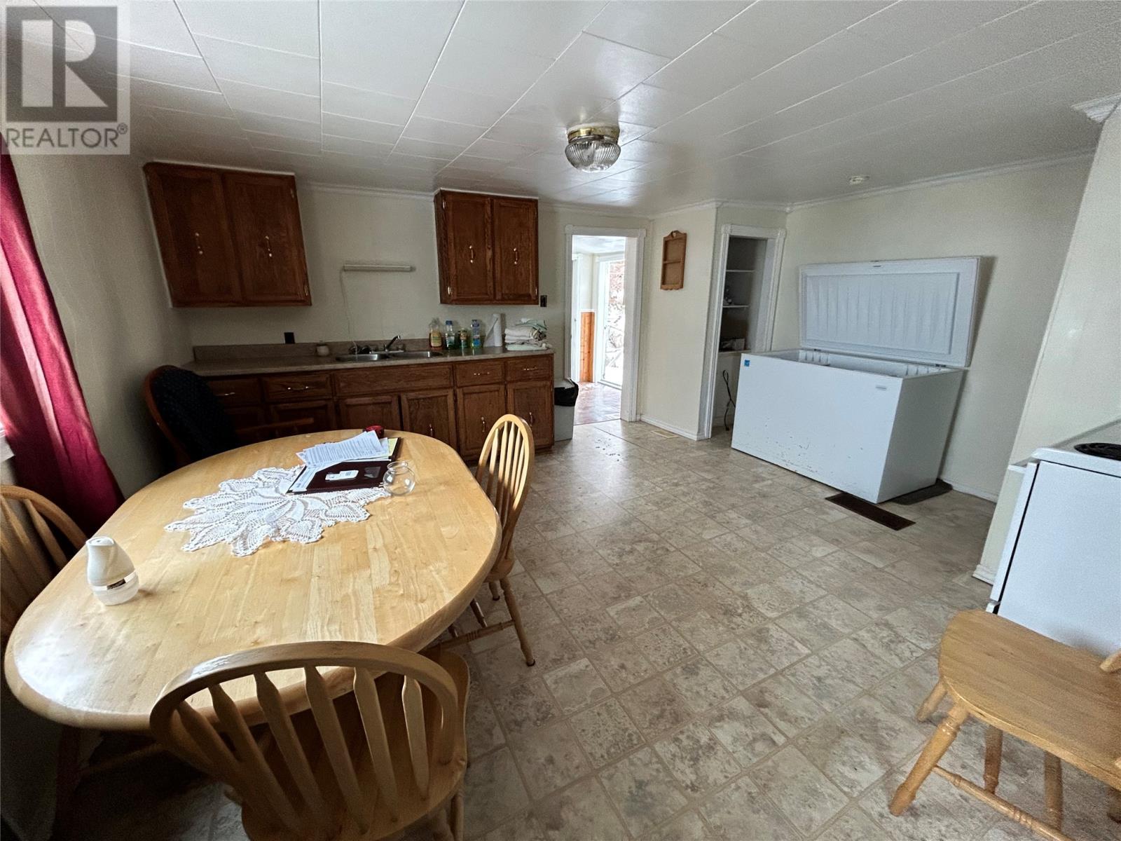 












14 School Road

,
Rose Blanche,




Newfoundland & Labrador
A0M1P0

