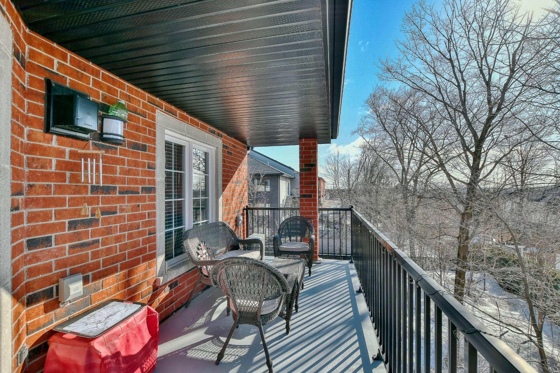 









260


Rue du Maçon

, 403,
Saint-Jérôme,




QC
J7Y0H4

