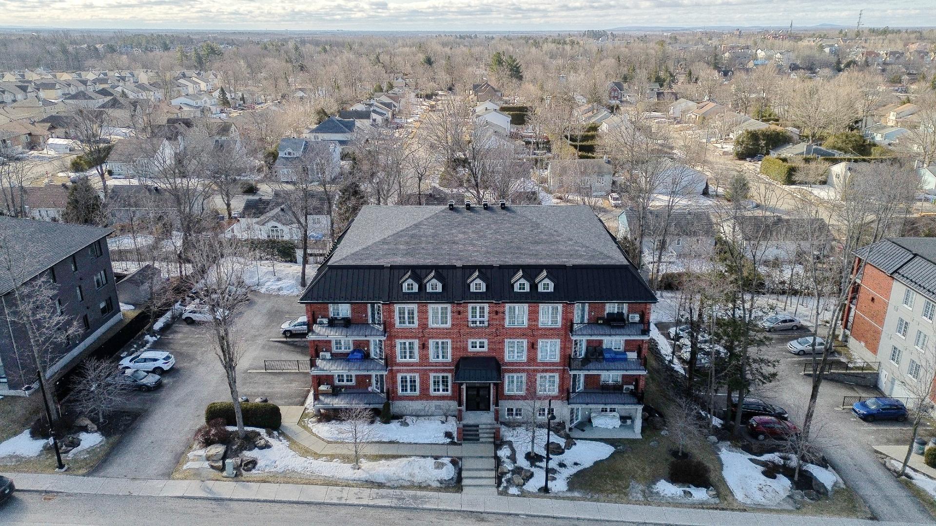 









260


Rue du Maçon

, 403,
Saint-Jérôme,




QC
J7Y0H4

