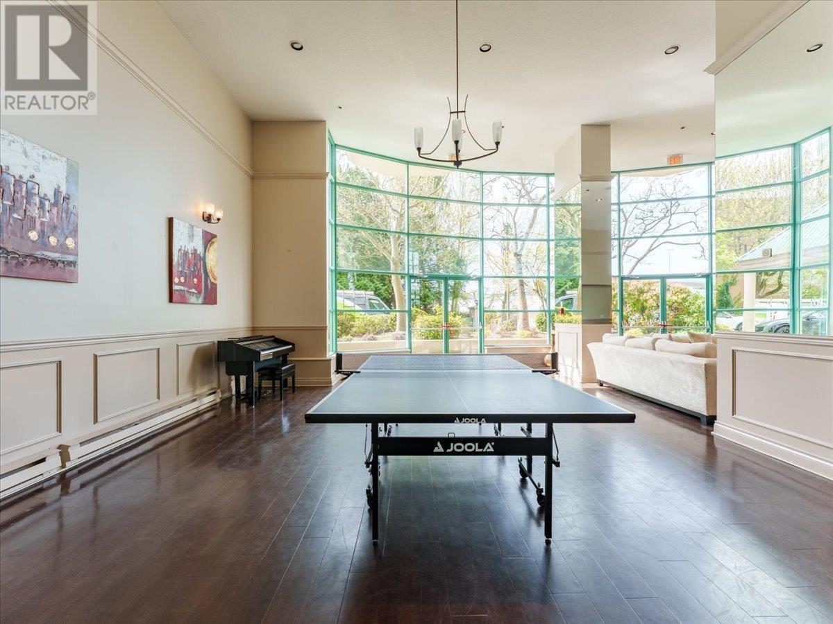 












12C 328 TAYLOR WAY

,
West Vancouver,




British Columbia
V7T2Y4

