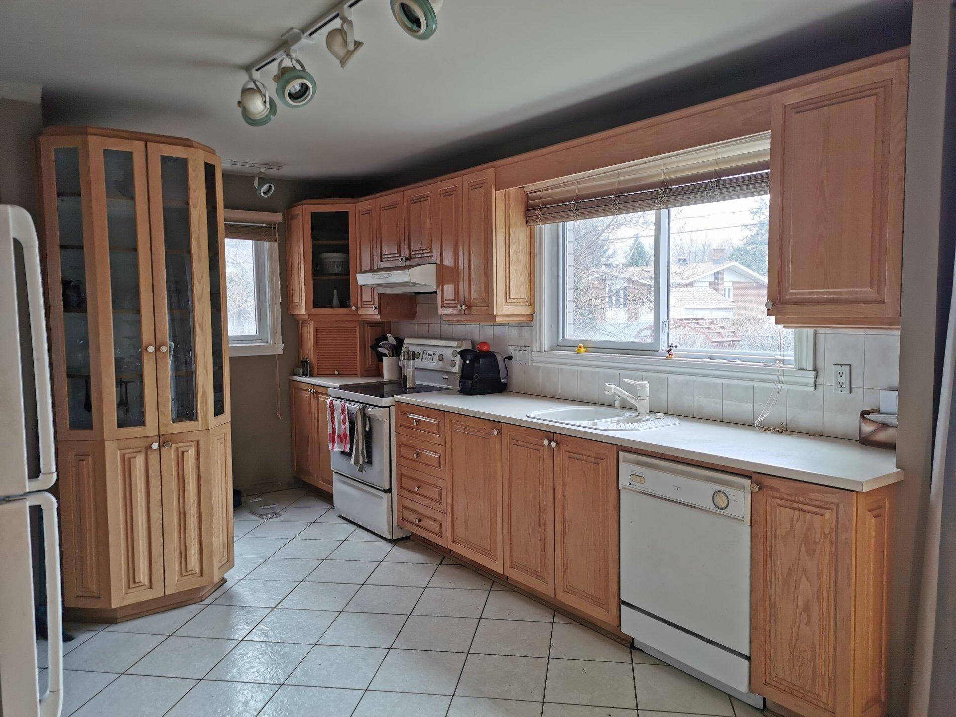 









254


Rue Le Baron

,
Boucherville,




QC
J4B2E2

