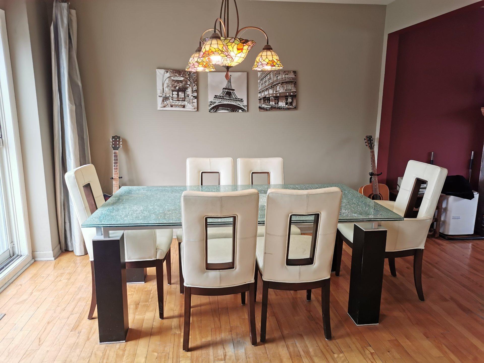 









254


Rue Le Baron

,
Boucherville,




QC
J4B2E2


