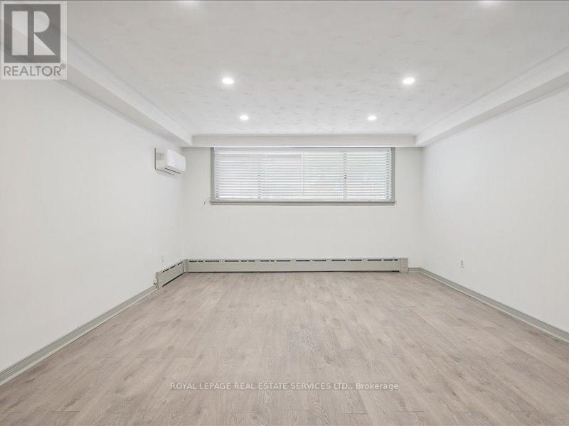 












18 THIRTY THIRD STREET

,
Toronto,




Ontario
M8W3G9

