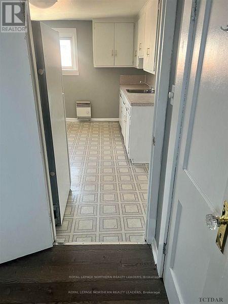 












131 SIXTH AVENUE

,
Timmins (TNE - Central),




Ontario
P4N5M4


