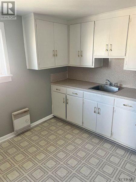












131 SIXTH AVENUE

,
Timmins (TNE - Central),




Ontario
P4N5M4

