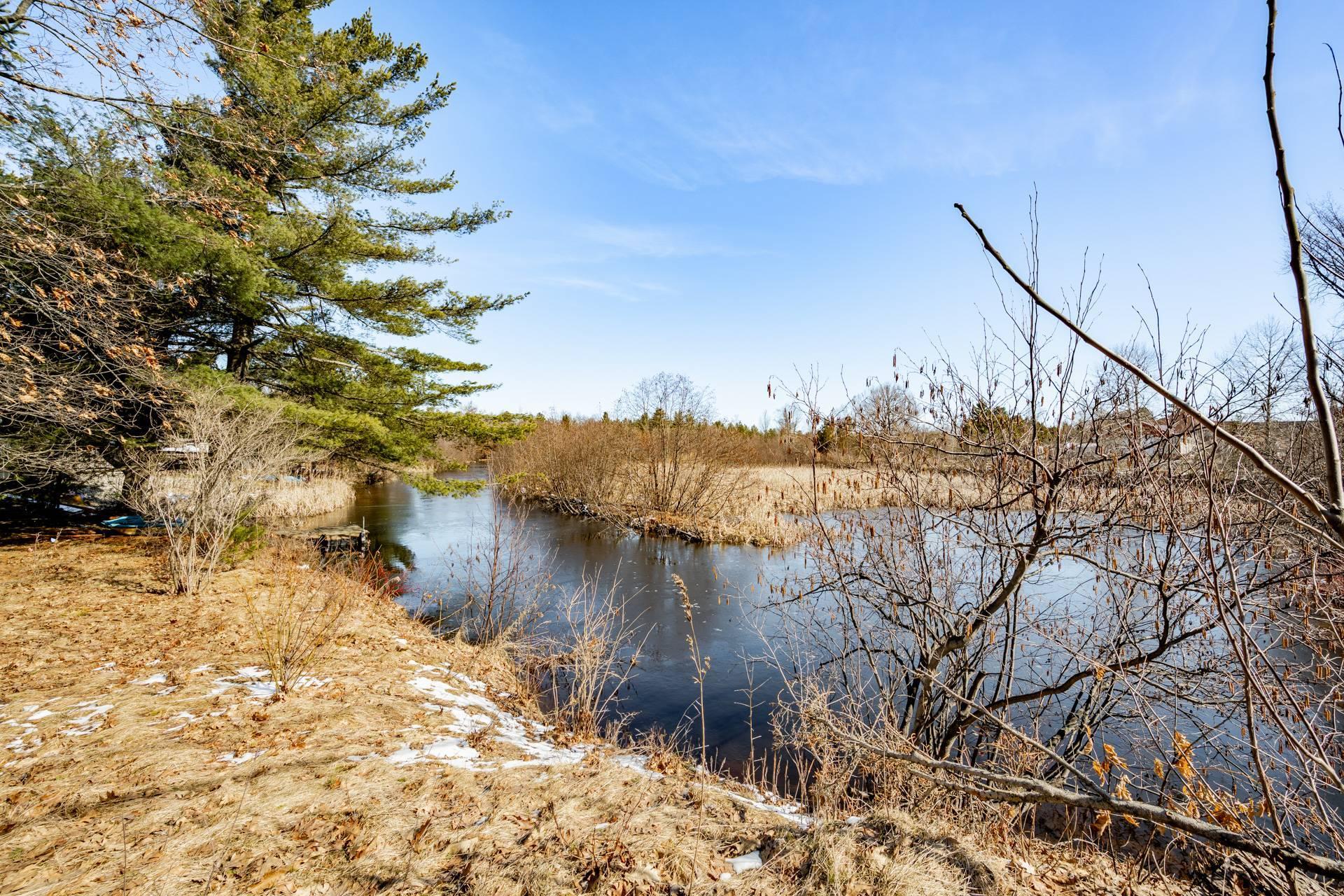 









7489


Boul. Bourque

,
Sherbrooke (Brompton/Rock Forest/Saint-Élie/Deauville),




QC
J1N3G2

