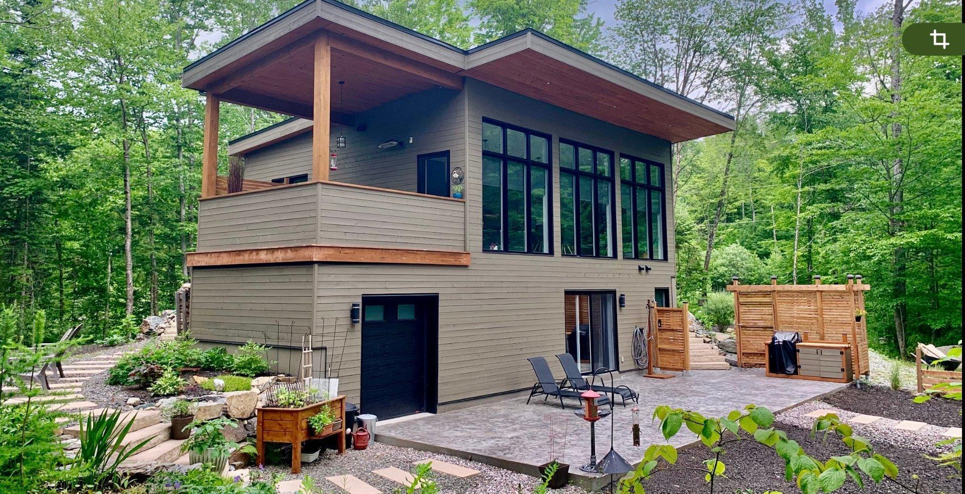 









87


Rue de la Serpentine

,
Saint-Étienne-de-Bolton,




QC
J0E1G0

