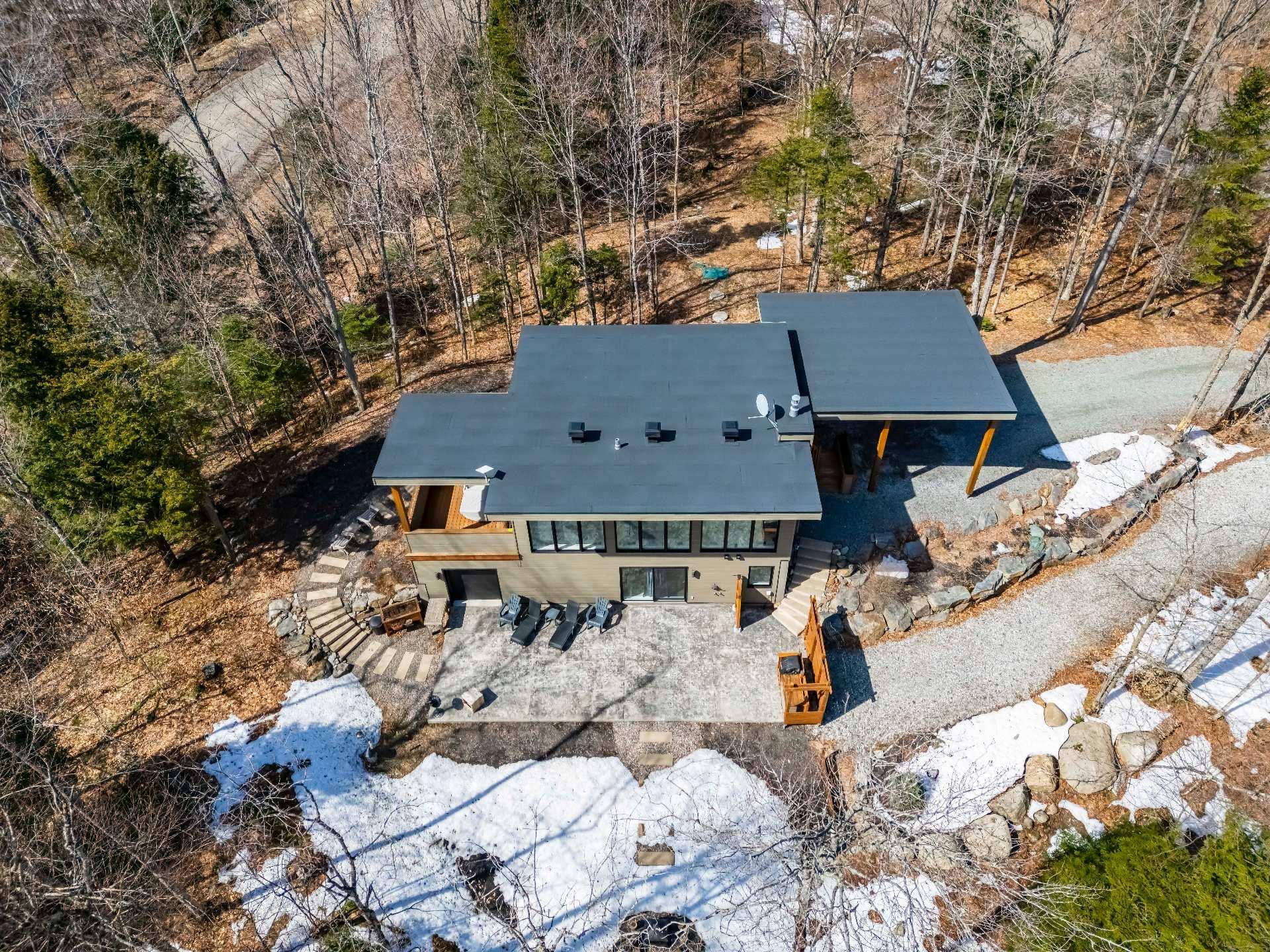 









87


Rue de la Serpentine

,
Saint-Étienne-de-Bolton,




QC
J0E1G0

