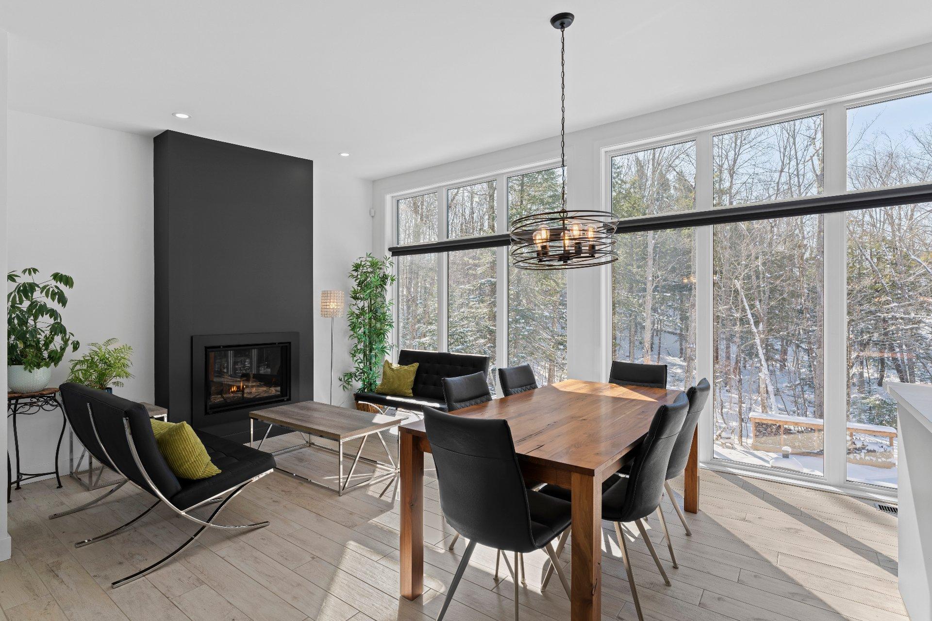 









87


Rue de la Serpentine

,
Saint-Étienne-de-Bolton,




QC
J0E1G0

