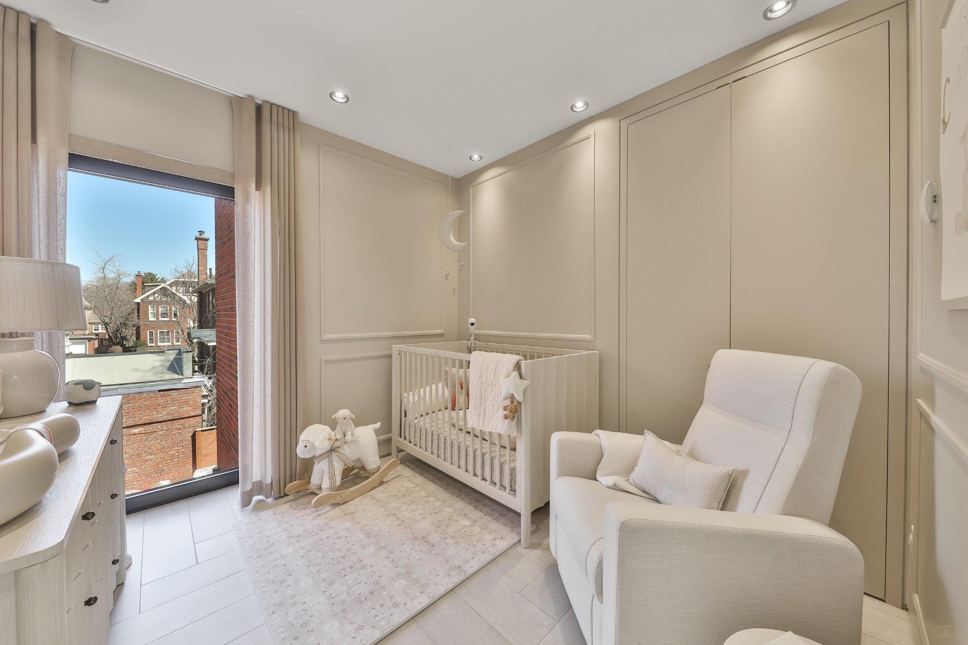 









137


Av. Westminster N.

, D,
Montréal-Ouest,




QC
H4X1Z3


