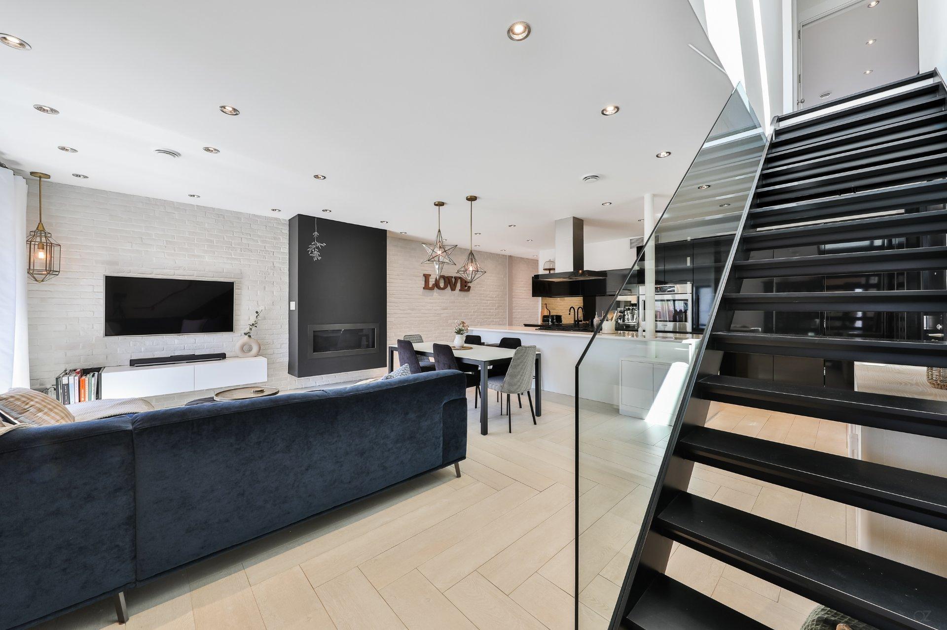 









137


Av. Westminster N.

, D,
Montréal-Ouest,




QC
H4X1Z3

