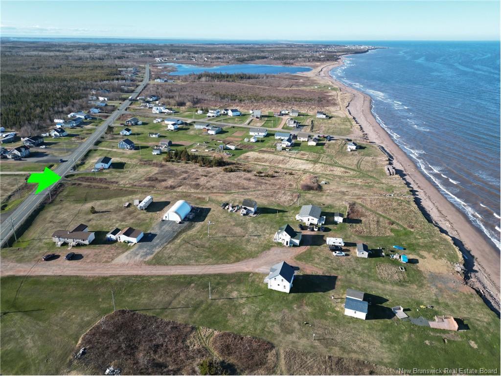 









Lot


Route 305

,
Cap-Bateau,







NB
E8T 3H3


