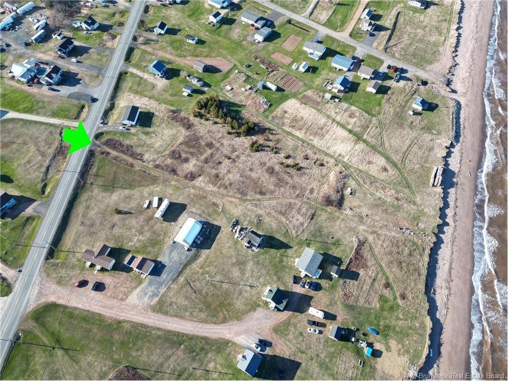 









Lot


Route 305

,
Cap-Bateau,







NB
E8T 3H3

