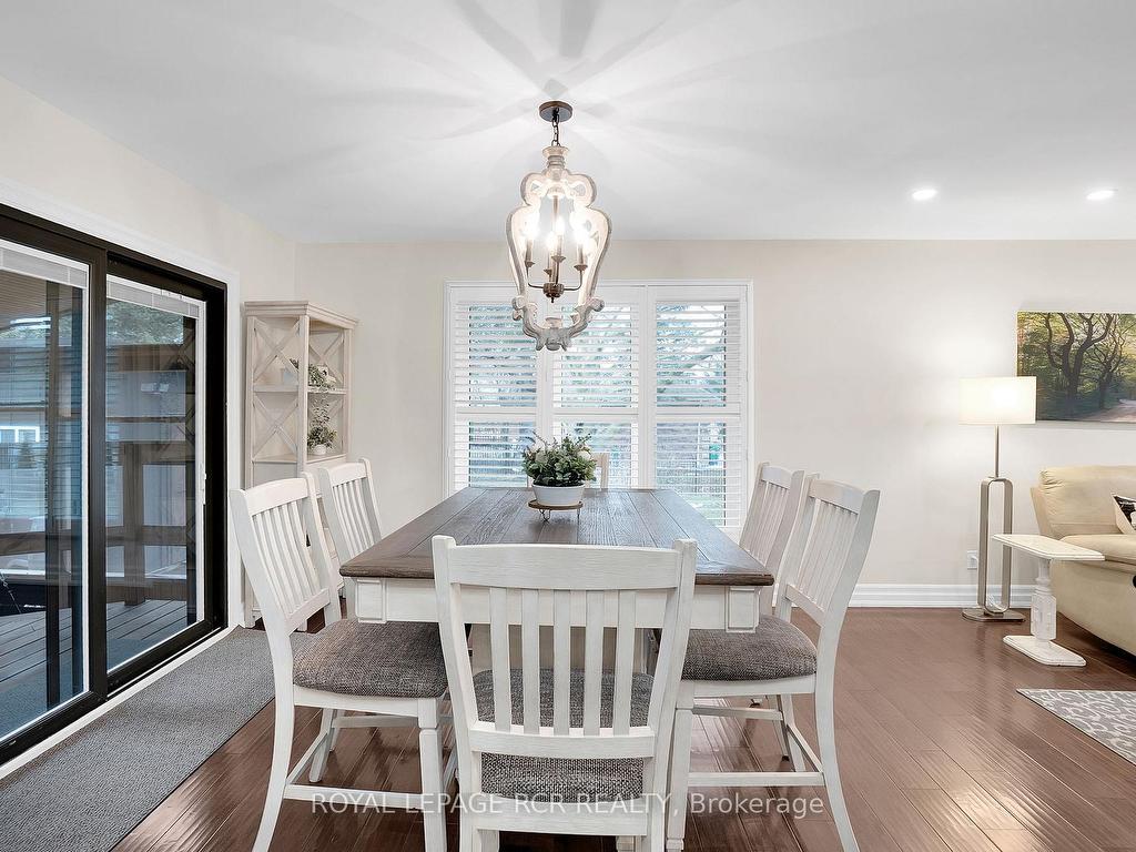 









9213


Castlederg

Side Road,
Caledon,




ON
L7E 0S8

