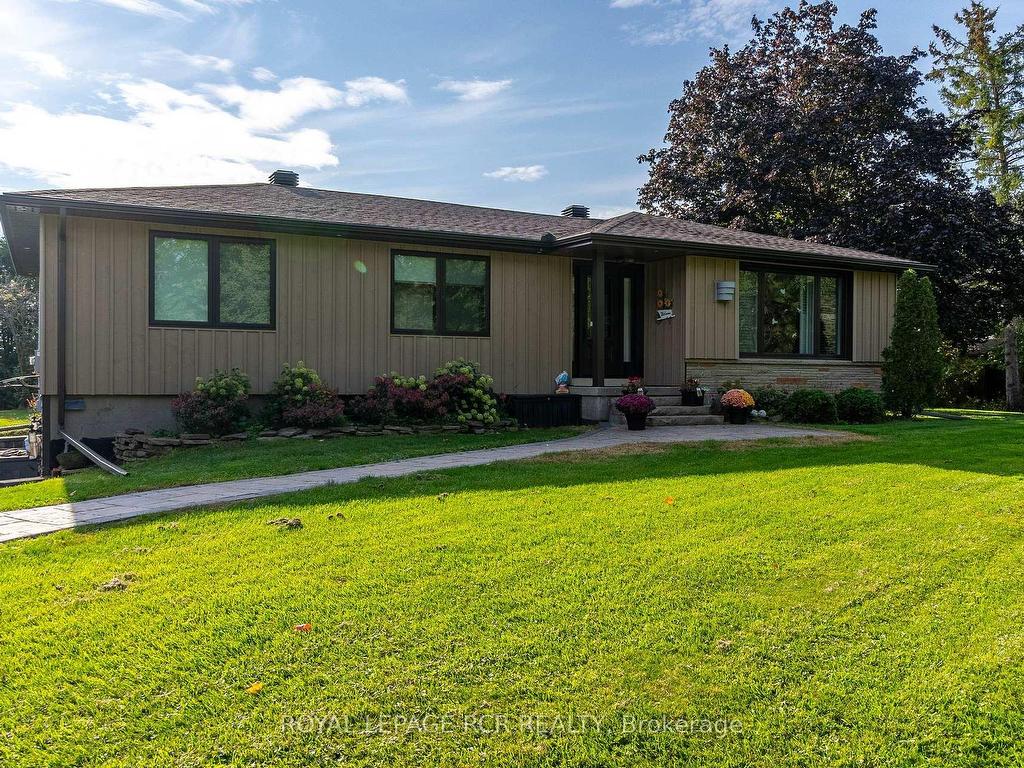 









9213


Castlederg

Side Road,
Caledon,




ON
L7E 0S8

