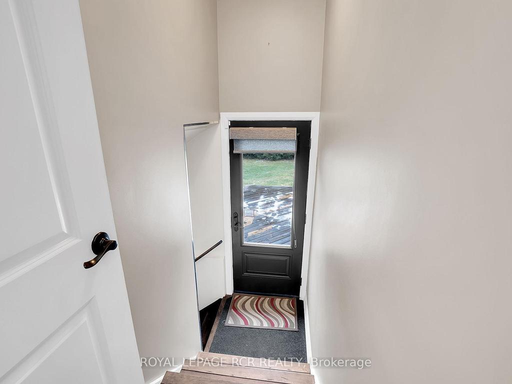 









9213


Castlederg

Side Road,
Caledon,




ON
L7E 0S8

